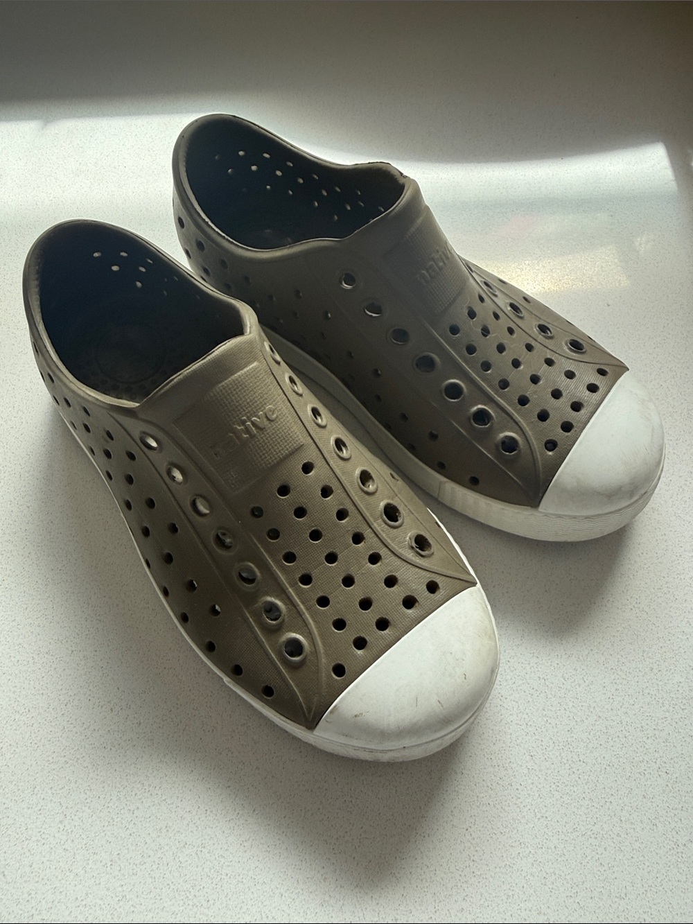 NATIVE OLIVE SIZE 10